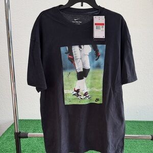 Nike Black Deion Sanders Graphic Short-Sleeve Tee. Men’s Large Loose Fit